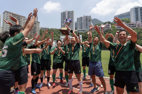HKU and CUHK hold the Vice-Chancellor’s Cup Soccer Match
 